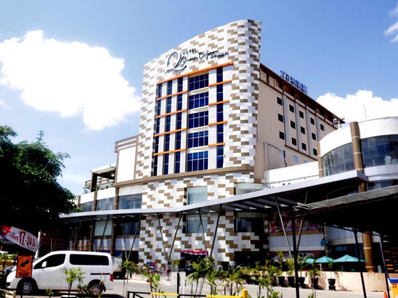 Grand Qin Hotel Banjarbaru Kültér fotó